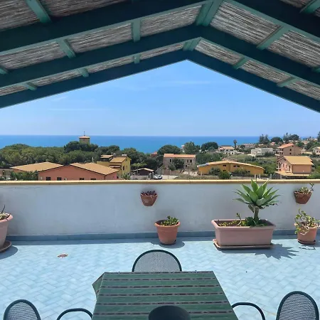 La Terrazza Sul Mare *