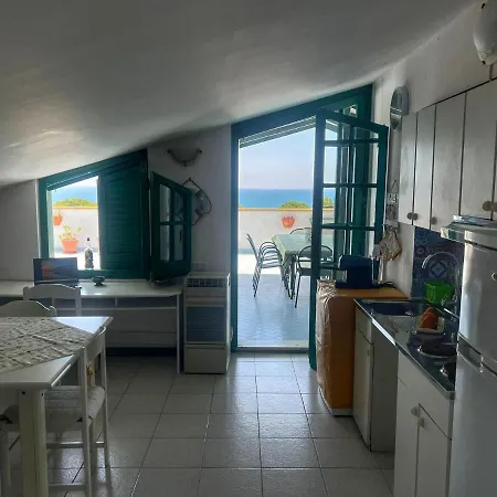 Apartment La Terrazza Sul Mare *